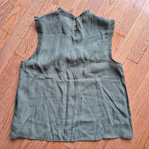 Nanette Lapore Sleeveless Blouse Green Smocked Top Medium - Picture 4 of 8